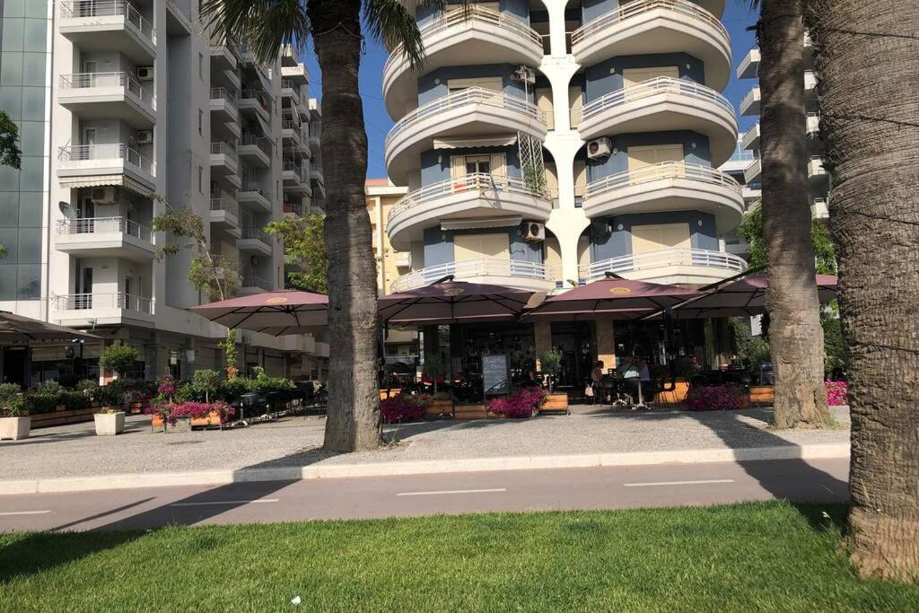 Ari'S Apartment Vlorë エクステリア 写真
