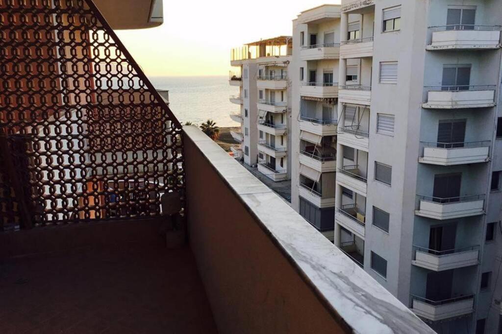 Ari'S Apartment Vlorë エクステリア 写真